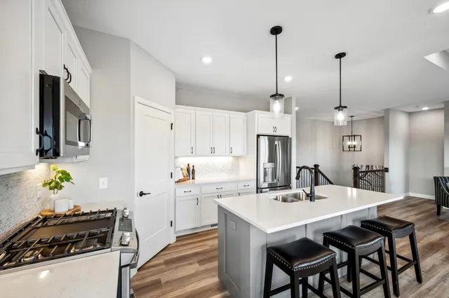 $499,900 | 1419 Woods Road Northeast, Isanti, MN 55040