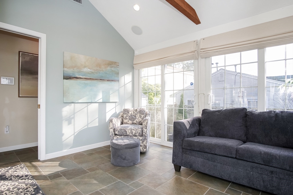 77 Circuit Avenue Wareham, MA 02571 - Photo 33 of 39 a living room with furniture and a potted plant