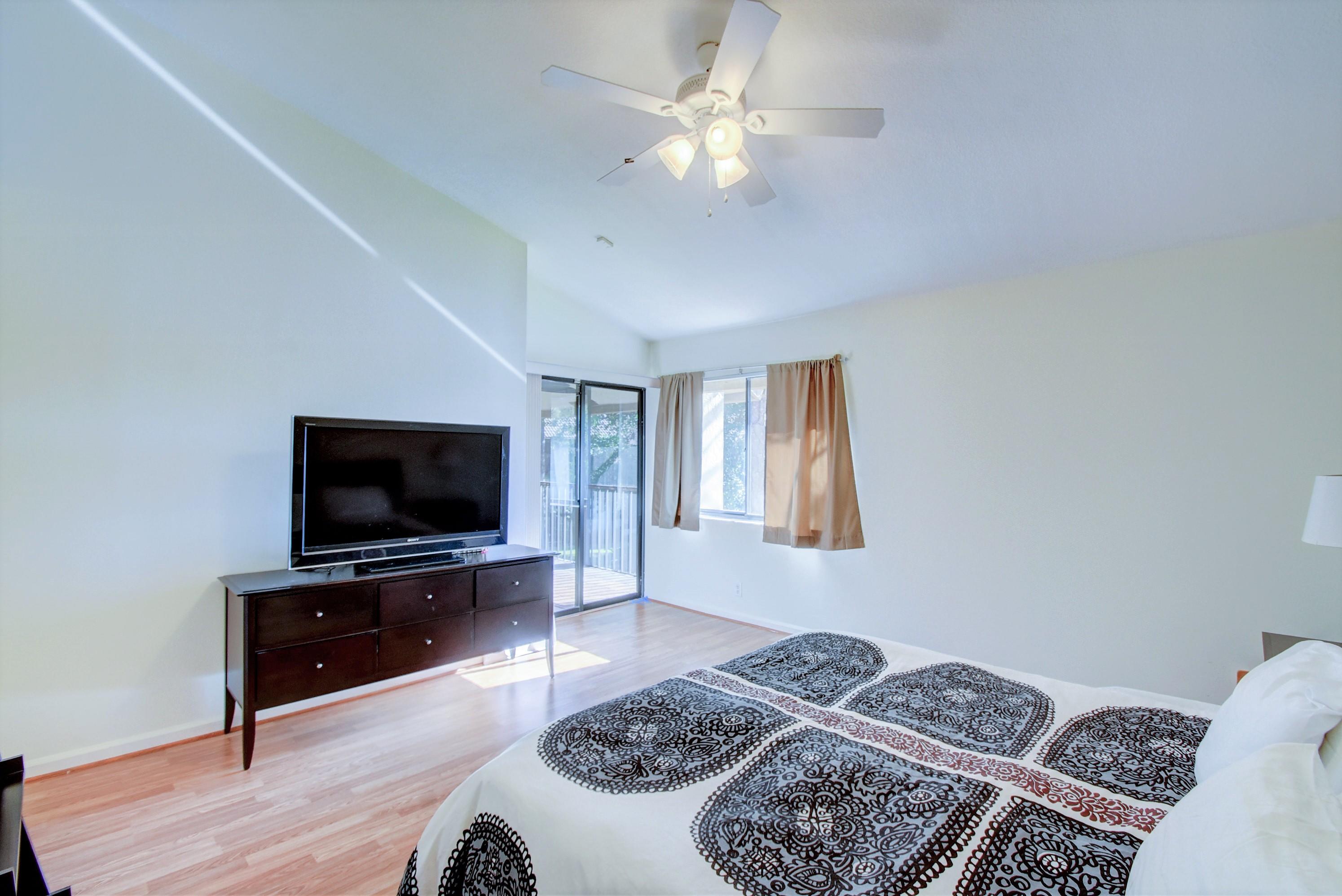 5521 Coach House Circle, Unit F Boca Raton, FL 33486 - Photo 12 of 19 Master Bedroom 2