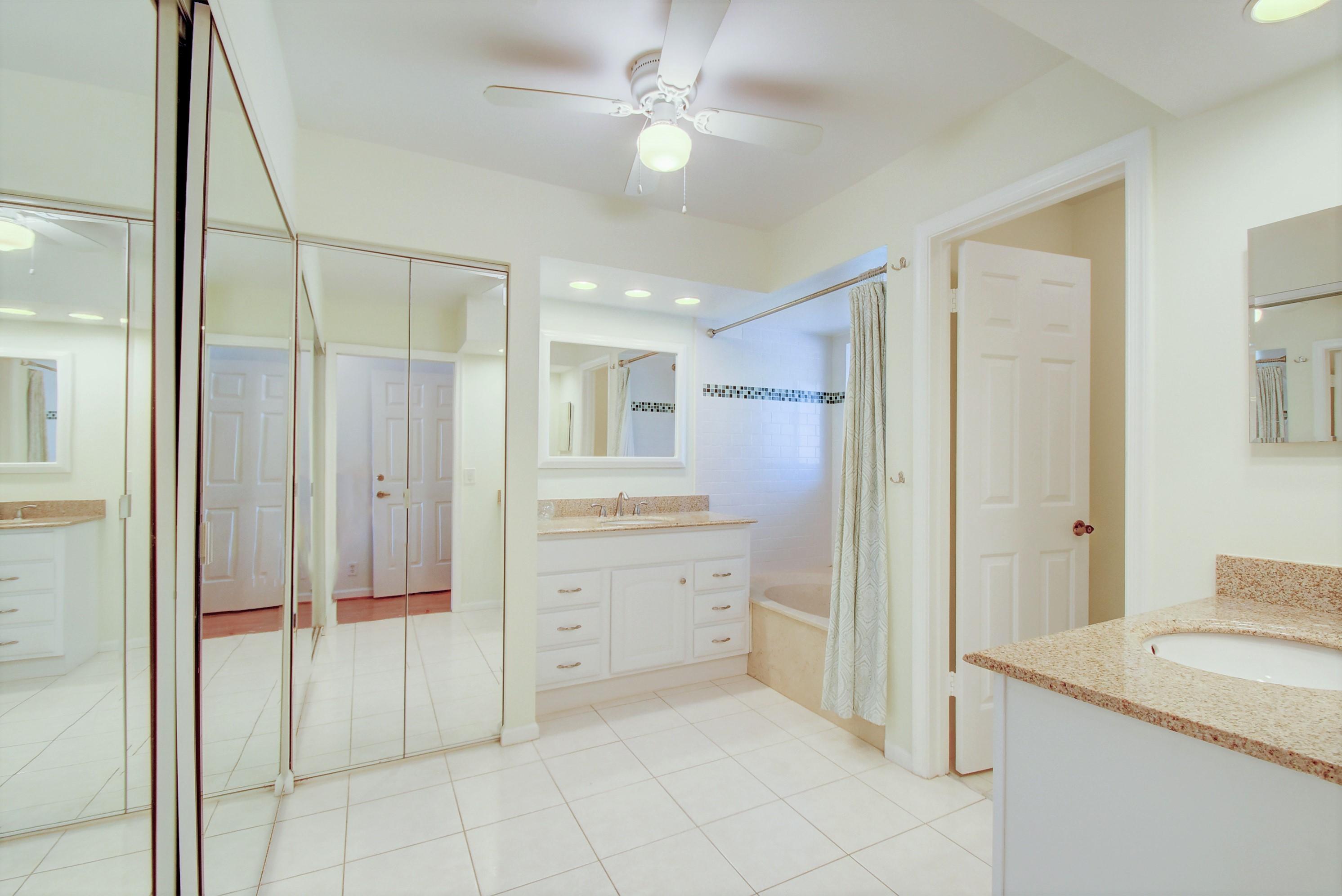 5521 Coach House Circle, Unit F Boca Raton, FL 33486 - Photo 13 of 19 Master Bathroom