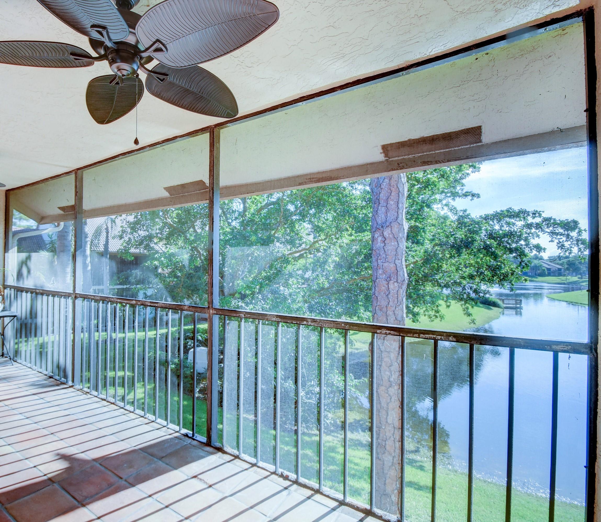 5521 Coach House Circle, Unit F Boca Raton, FL 33486 - Photo 17 of 19 Balcony