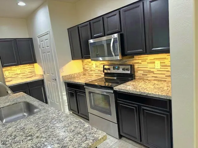 $1,850 | 1026 North 169th Avenue, Goodyear, AZ 85338