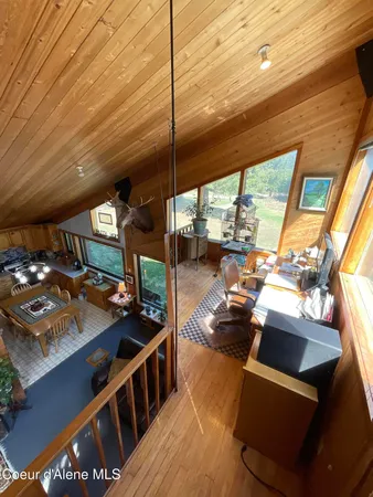 $850,000 | 90-111 Christmas Lane, Naples, ID 83847