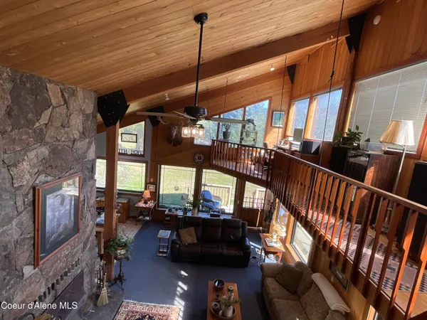 $850,000 | 90-111 Christmas Lane, Naples, ID 83847