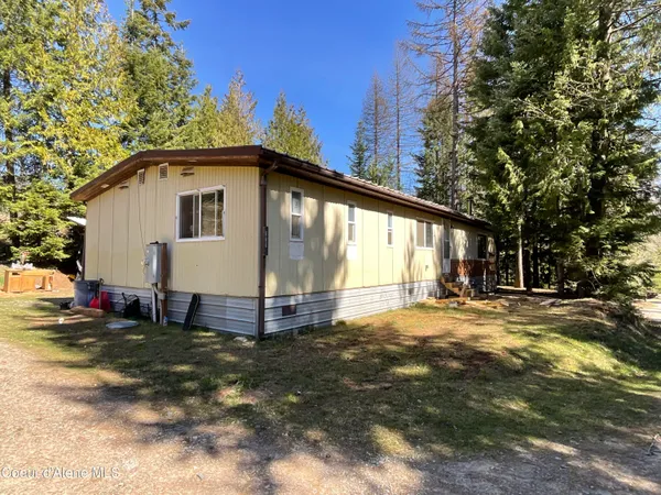 $850,000 | 90-111 Christmas Lane, Naples, ID 83847