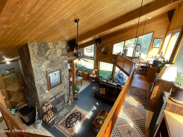 $850,000 | 90-111 Christmas Lane, Naples, ID 83847