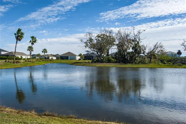 $684,000 | 6069 Maidenstone Way, Palmetto, FL 34221