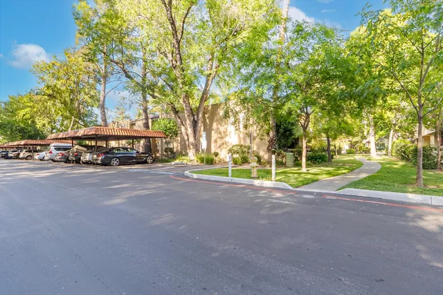 $635,000 | 310 Tradewinds Drive, Unit 8, San Jose, CA 95123