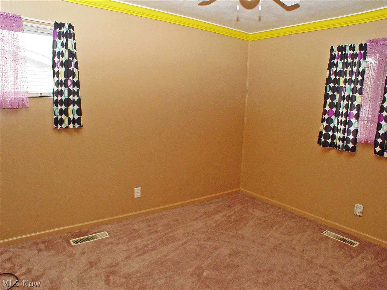 101 Rome Street Weirton, WV 26062 - Photo 5 of 7 Gallery Image 5