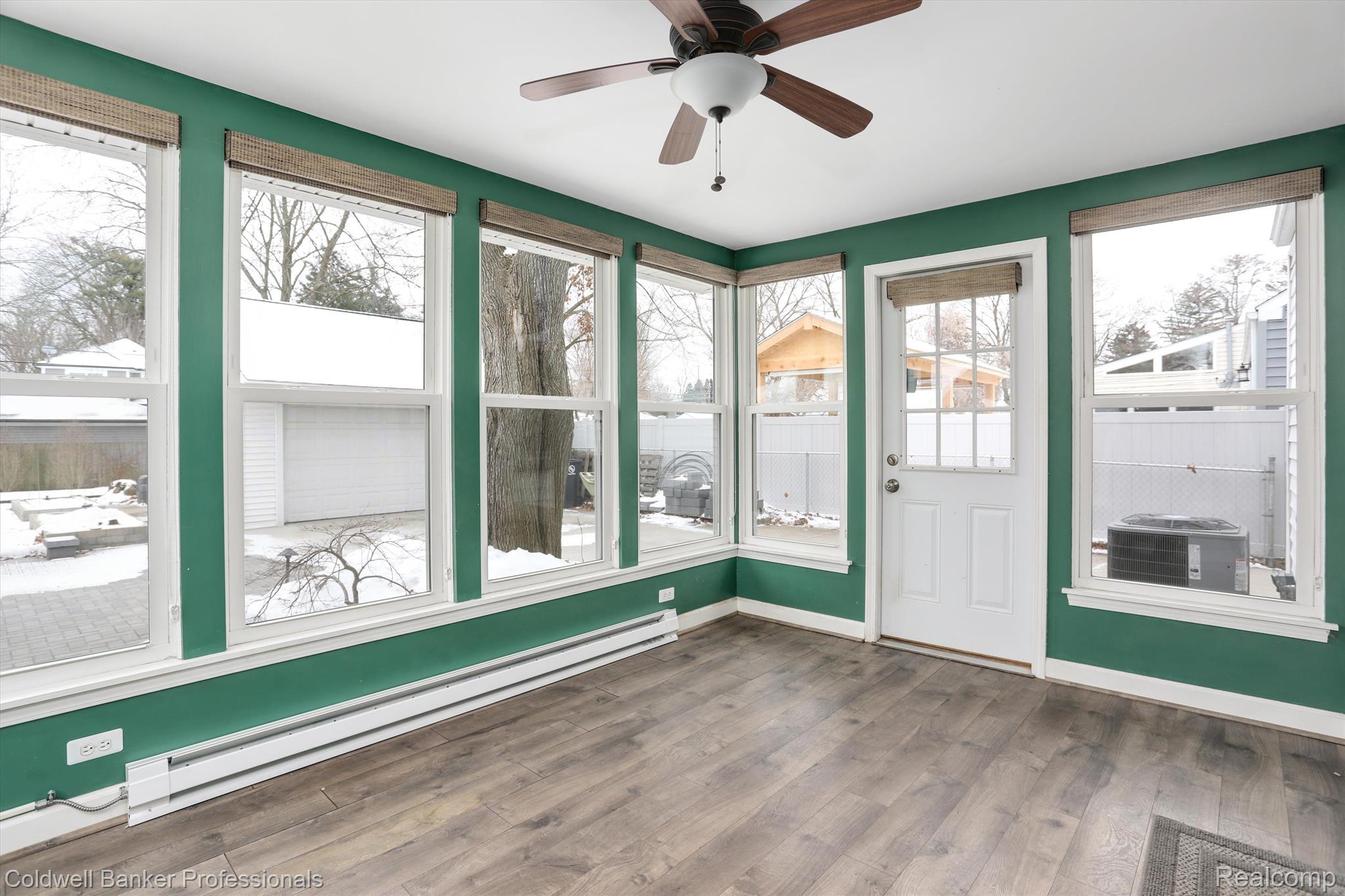 126 East Webster Road Royal Oak, MI 48073 - Photo 17 of 36 Four Season Room