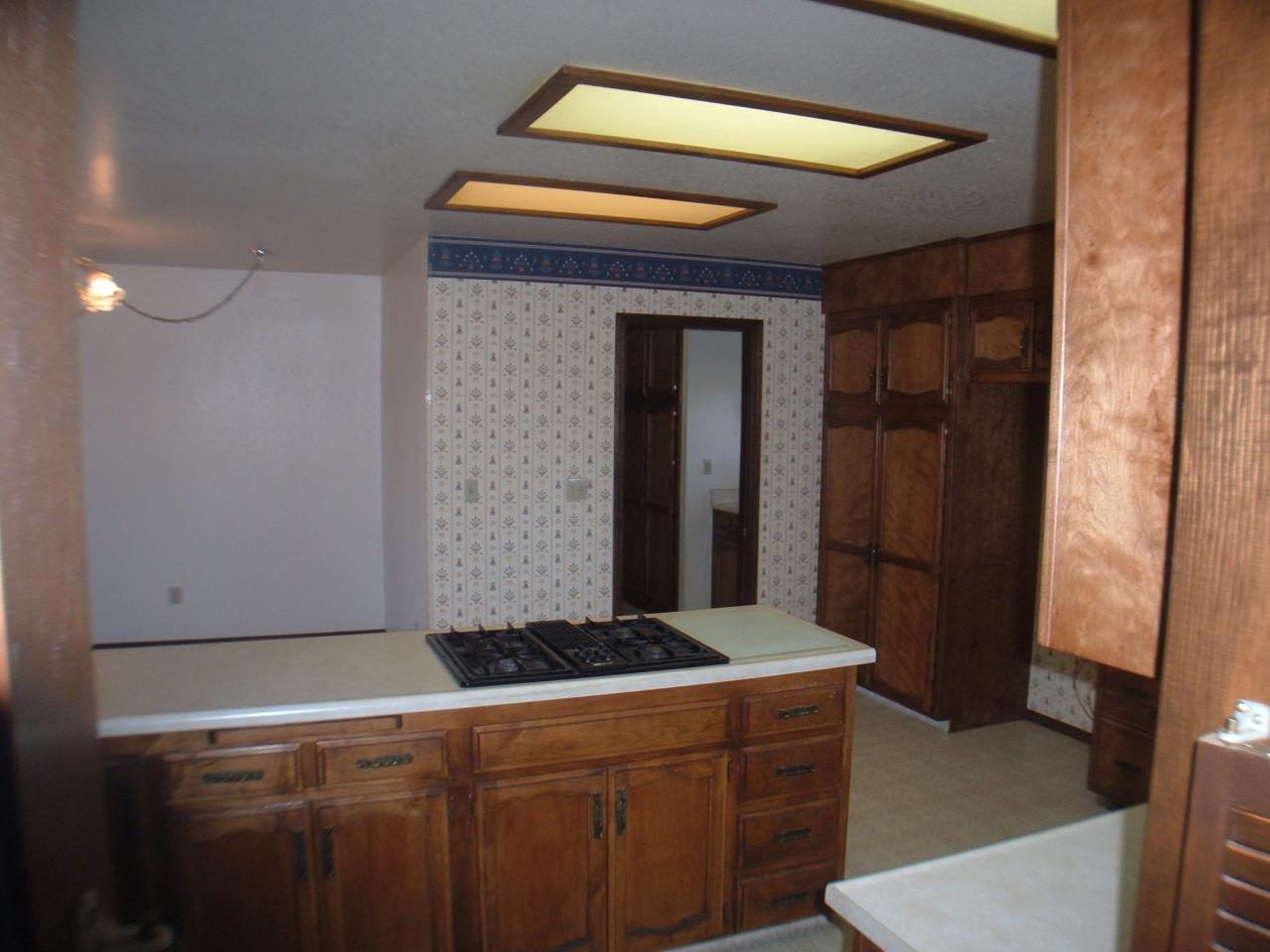 6532 Hummingbird Court Shingletown, CA 96088 - Photo 13 of 32 Kitchen 2