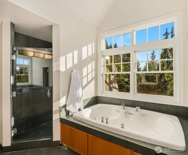 $2,699,999 | 0 Xxxx Undisclosed, Monroe, WA 98272