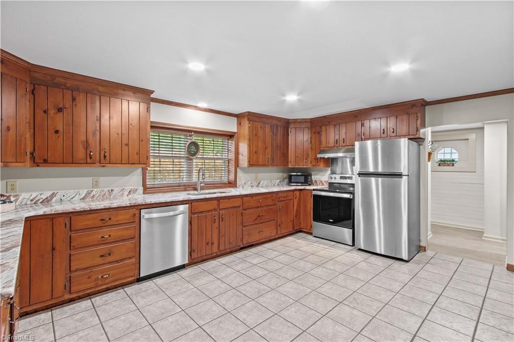 345 Rainey Road Salisbury, NC 28146 - Photo 15 of 46