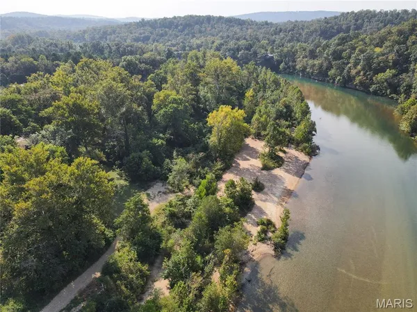 $395,000 | 56 Lueckle Drive, Van Buren, MO 63965