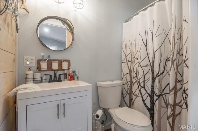 $425,000 | 56 Lueckle Drive, Van Buren, MO 63965