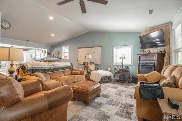 $425,000 | 56 Lueckle Drive, Van Buren, MO 63965