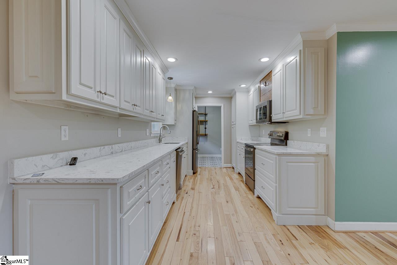 329 Wash Lesley Road Pickens, SC 29671 - Photo 15 of 46 Gallery Image 15