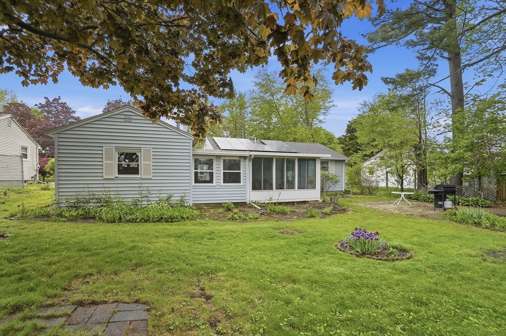 35 Burnham Road Lowell, MA 01852 - Photo 29 of 32