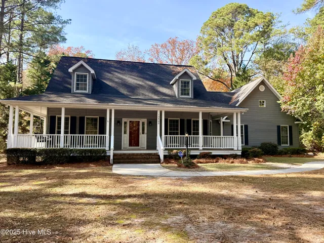$322,500 | 13500 Wesleyan Drive, Laurinburg, NC 28352
