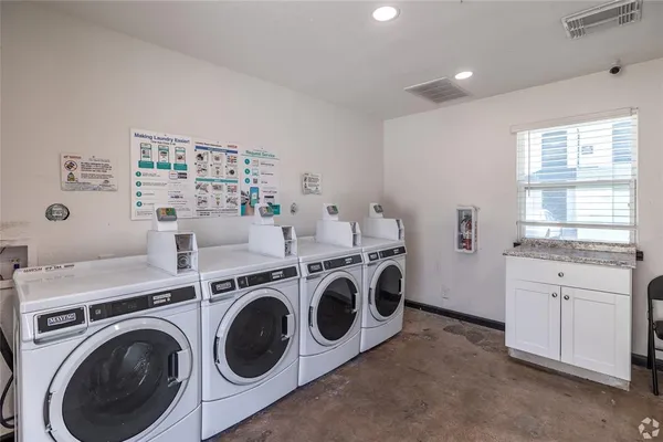 $900 | 301 Rolston Road, Unit 315102, Irving, TX 75060