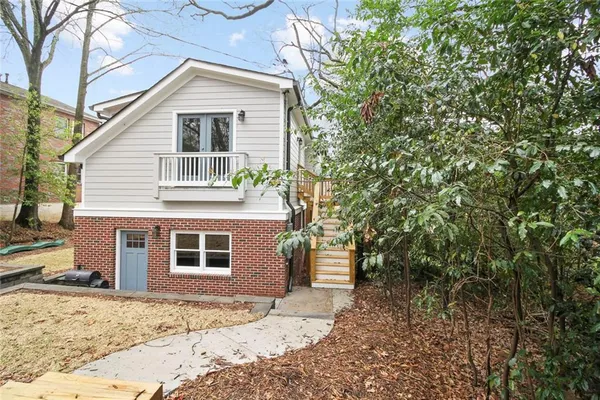 $1,700 | 940 St Charles Avenue Northeast, Unit B, Atlanta, GA 30306