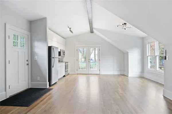 $1,700 | 940 St Charles Avenue Northeast, Unit B, Atlanta, GA 30306