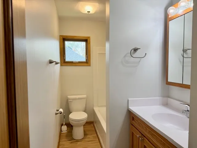 $2,650 | 26324 West Prospect Avenue, Antioch, IL 60002