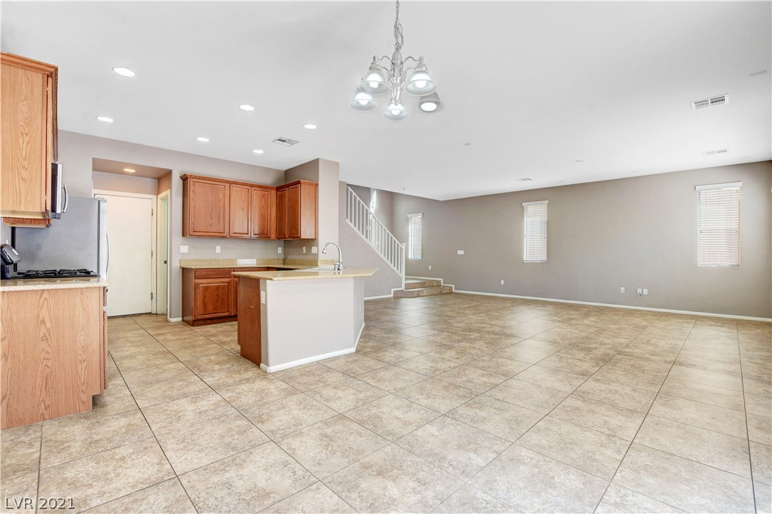 757 Rustic Desert Place Henderson, NV 89011 - Photo 17 of 46