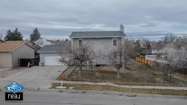 $339,900 | 2040 South Beverly Street, Casper, WY 82601