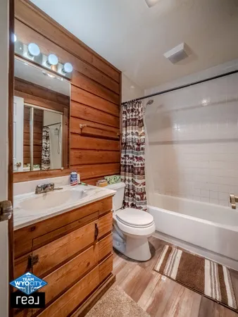 $335,000 | 2040 South Beverly Street, Casper, WY 82601