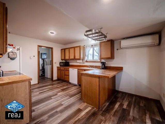 $339,900 | 2040 South Beverly Street, Casper, WY 82601