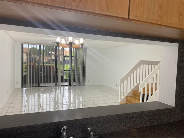 $2,300 | 3961 Cocoplum Circle, Unit F, Coconut Creek, FL 33063