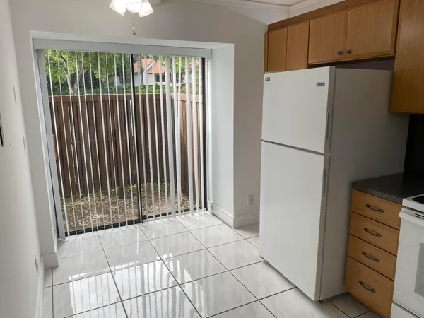 $2,300 | 3961 Cocoplum Circle, Unit F, Coconut Creek, FL 33063