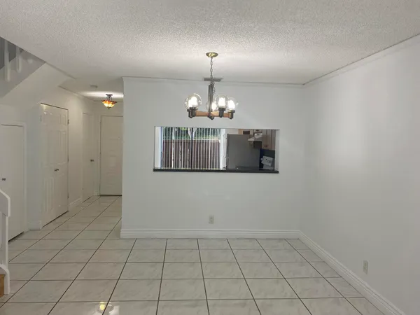 $2,300 | 3961 Cocoplum Circle, Unit F, Coconut Creek, FL 33063