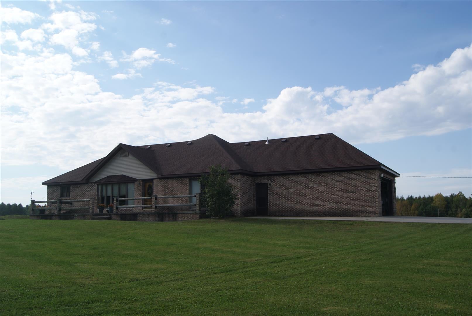 2260 Grant Siding Road Cheboygan, MI 49721 - Photo 35 of 39 Gallery Image 35