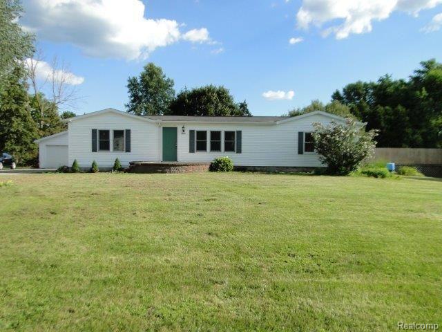 5439 Lippincott Road Lapeer, MI 48446 - Photo 1 of 35 Front