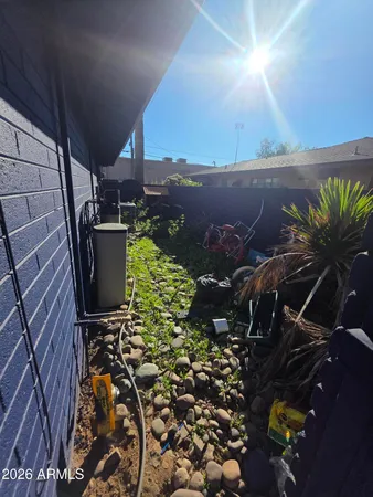 a view of an outdoor space