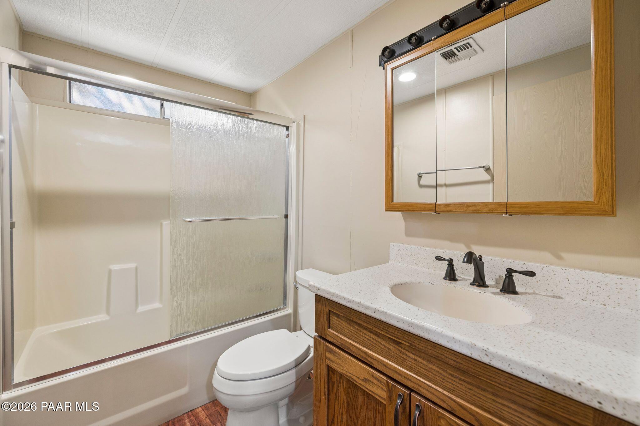 17441 East Bob White Road Mayer, AZ 86333 - Photo 21 of 30 Guest Bathroom