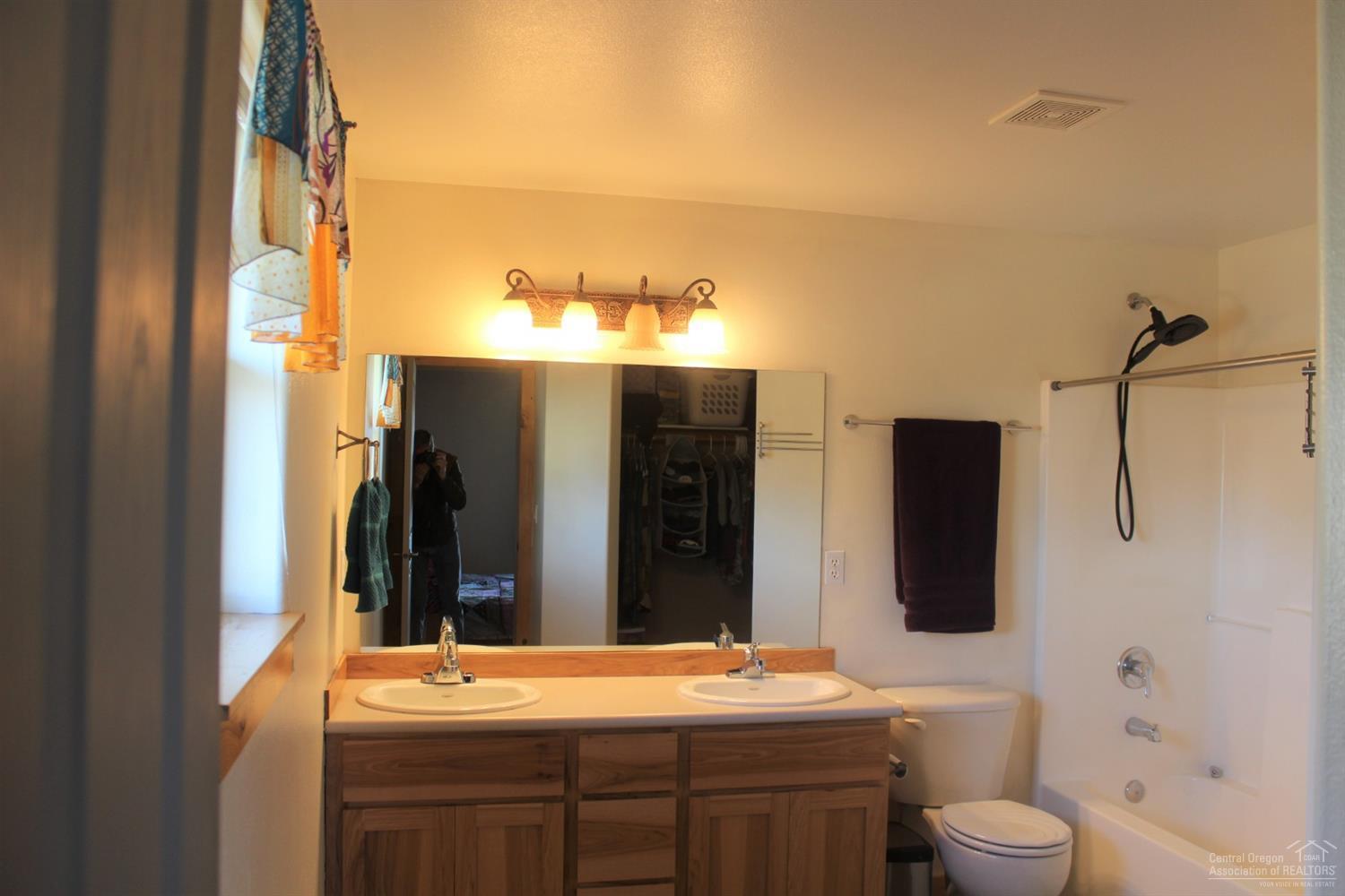 20525 Dylan Loop Bend, OR 97702 - Photo 18 of 25 Additional Photo