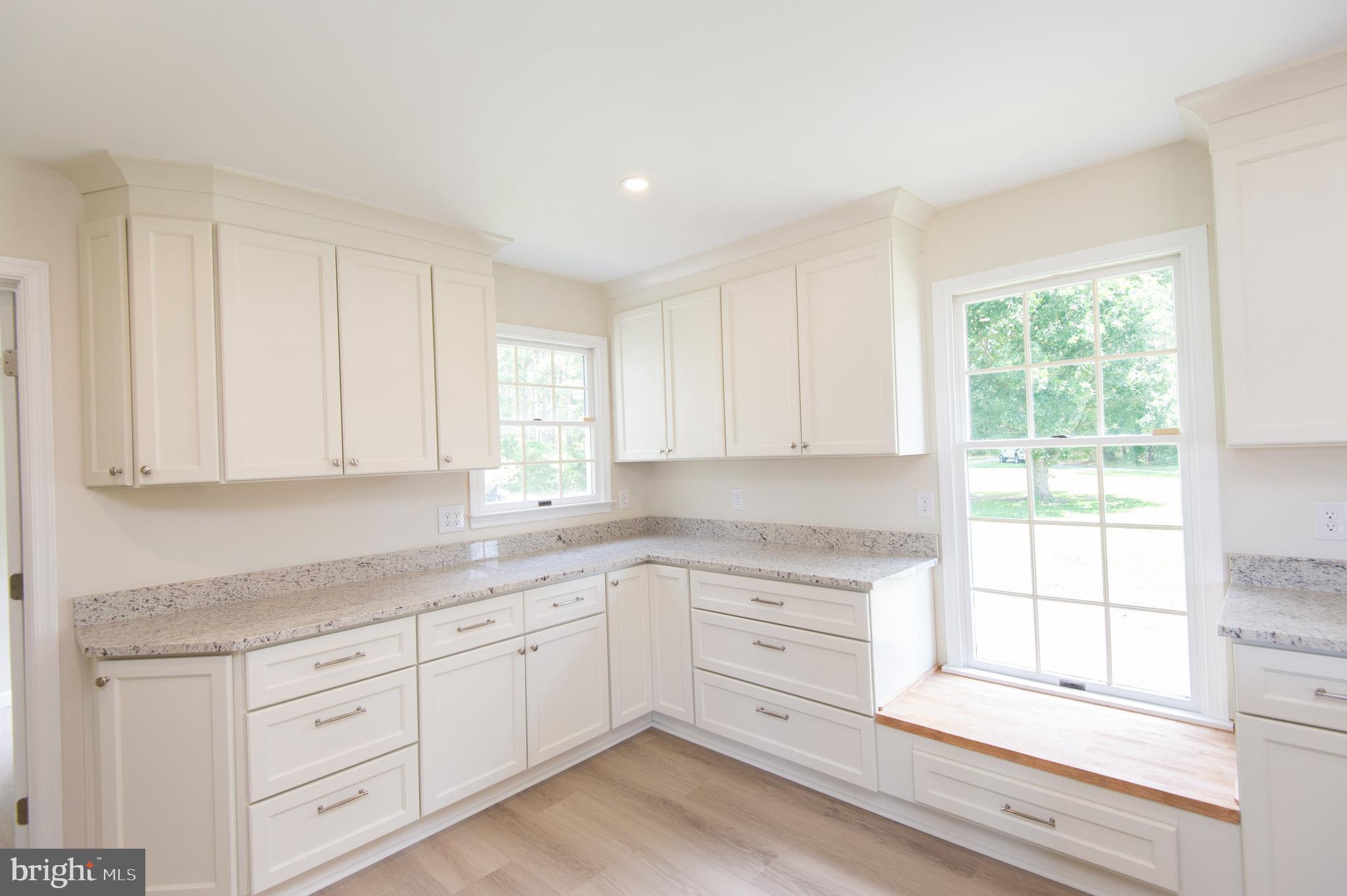 1619 Perseus Road Cambridge, MD 21613 - Photo 32 of 79 Kitchen w/Bench