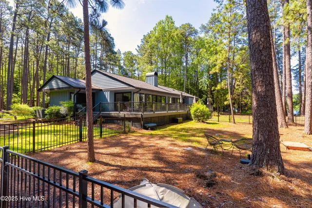 $1,287,000 | 185 Ponte Vedra Drive, Pinehurst, NC 28374