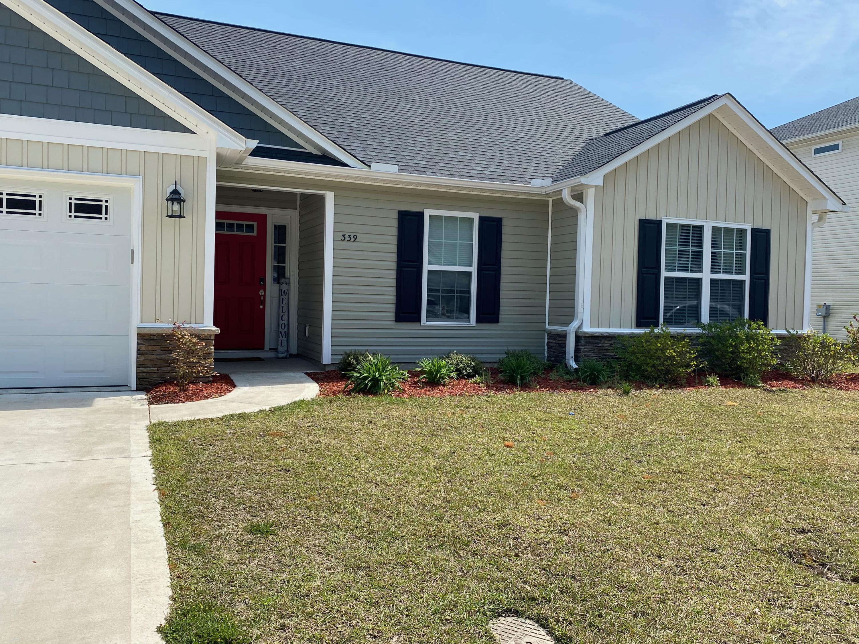 339 Station House Road New Bern, NC 28562 - Photo 3 of 34 FRONT OF HOUSE
