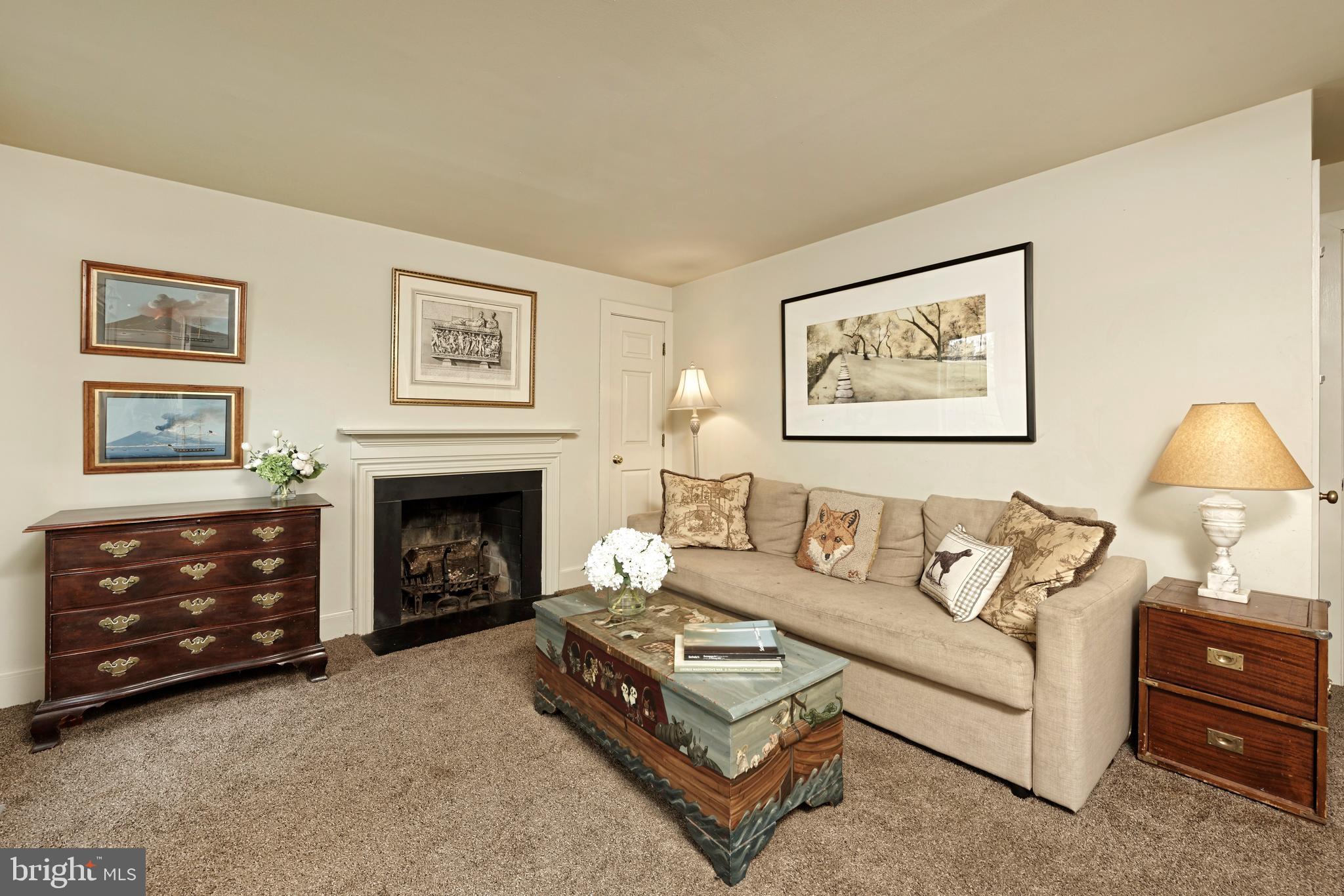 33195 Millville Road Upperville, VA 20184 - Photo 19 of 76 Home office or BR #4 has fireplace & large closets