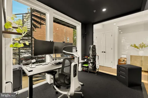 $875,000 | 4129 8th Street Northwest, Unit 1, Washington, DC 20011