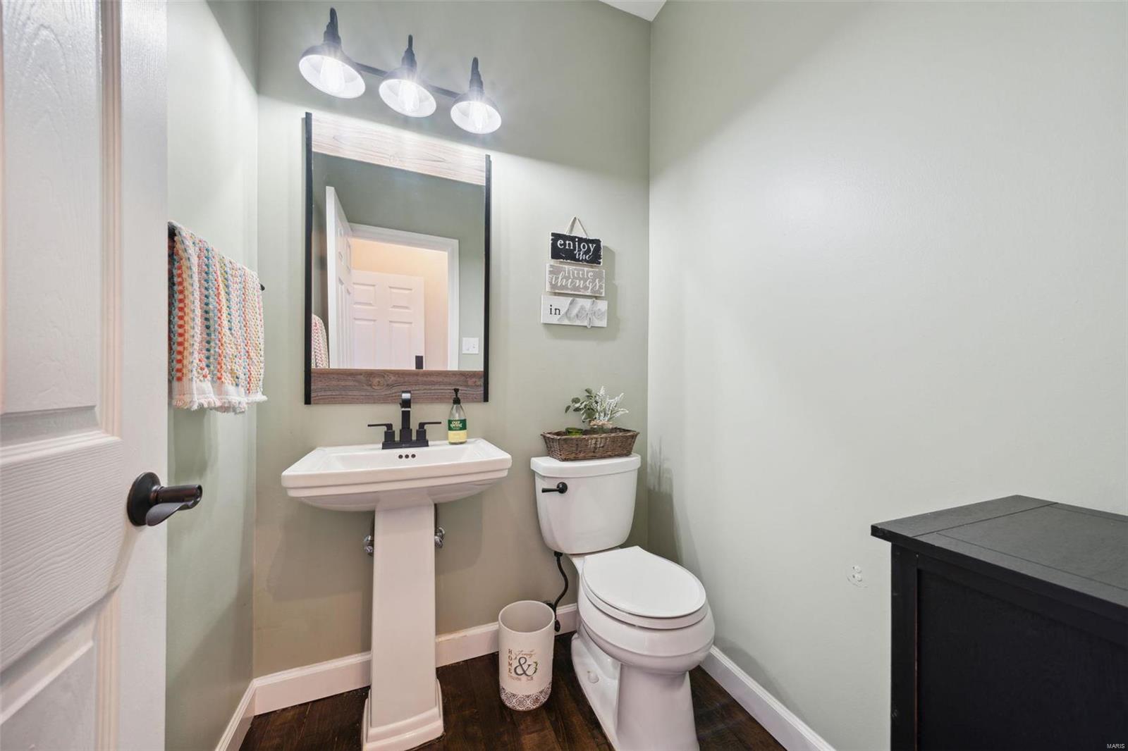 389 Gateford Drive Ballwin, MO 63021 - Photo 14 of 31