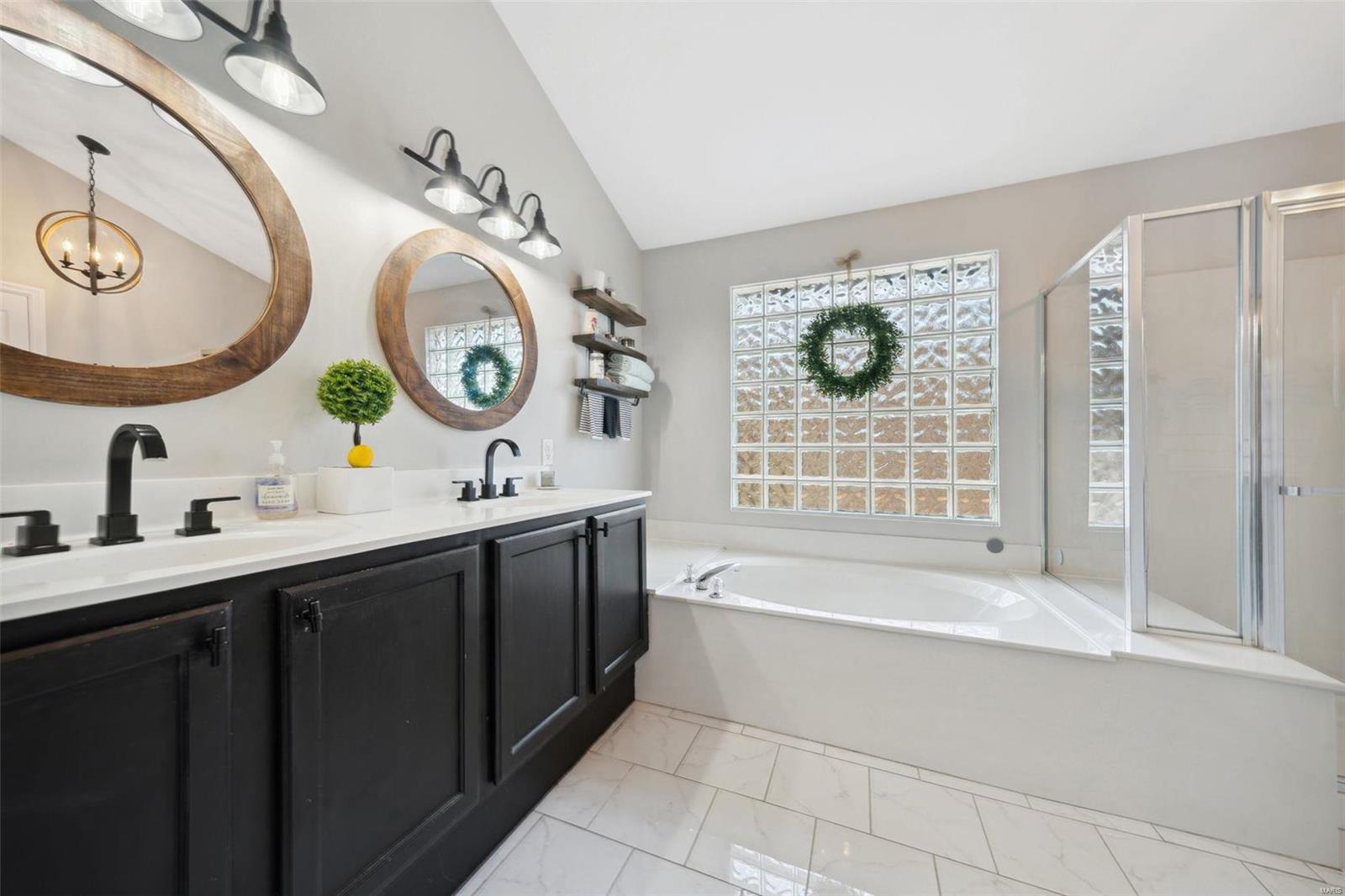 389 Gateford Drive Ballwin, MO 63021 - Photo 19 of 31