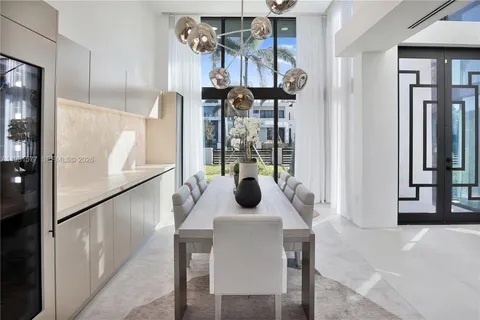 $7,500,000 | 2311 Southwest 108th Terrace, Davie, FL 33324