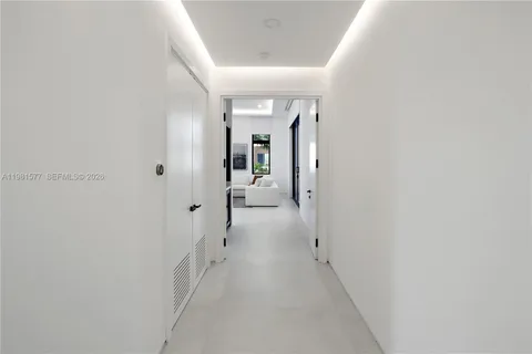 $7,500,000 | 2311 Southwest 108th Terrace, Davie, FL 33324