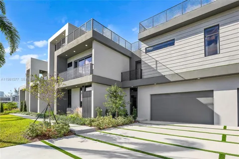 $7,500,000 | 2311 Southwest 108th Terrace, Davie, FL 33324