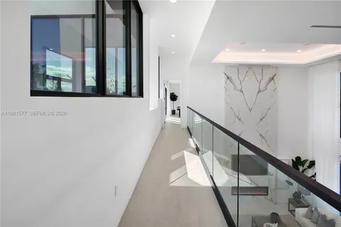 $7,500,000 | 2311 Southwest 108th Terrace, Davie, FL 33324